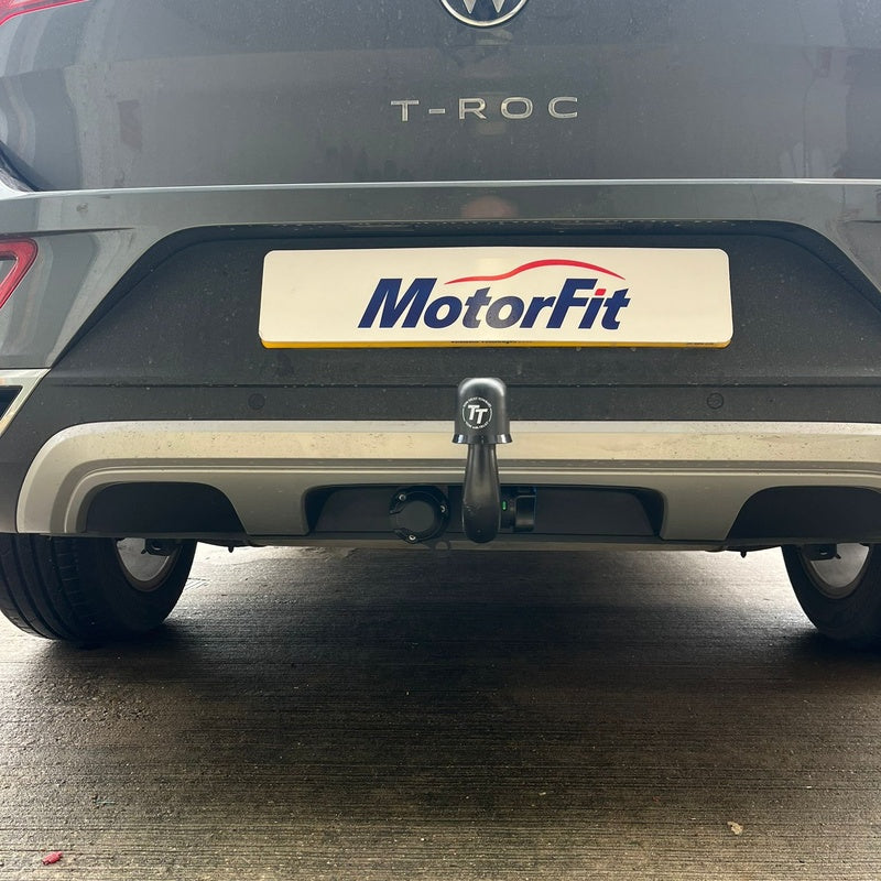 Detachable Towbar for an Electric Vehicle in Hot Dip Galvanised
