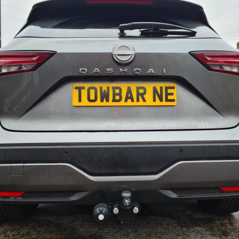 Fixed Flange Towbar with a Bumper Protector in Hot Dip Galvanised